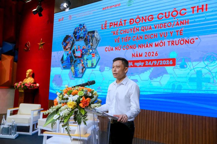 PGS.TS Nguyễn Thành Lợi phát động Cuộc thi “Kể chuyện qua video/ảnh về tiếp cận dịch vụ y tế của nữ công nhân môi trường” năm 2026. Ảnh: Khánh Huy