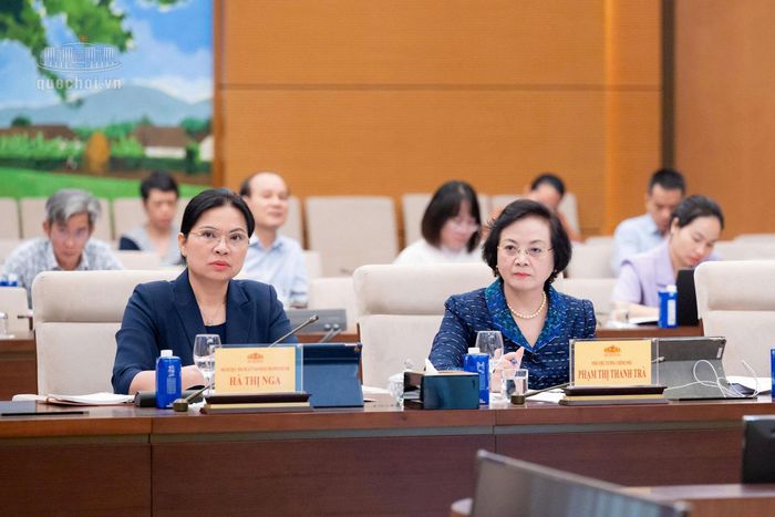 Các đại biểu tham gia phiên họp. Ảnh: media.quochoi.vn