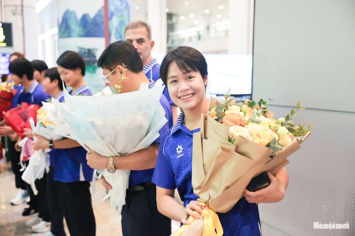 Nụ cười của võ sĩ Nguyễn Ngọc Trâm sau khi cùng hai đồng đội khác là Bùi Ngọc Nhi và Hoàng Thị Thu Uyên giành tấm huy chương Vàng duy nhất đến lúc này cho Đoàn Thể thao Việt Nam.