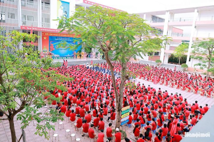 Trường Trung học cơ sở Vạn Phúc, xã Nam Phù. Ảnh: Nhà trường cung cấp