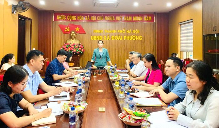 Phó Chủ tịch Ủy ban MTTQ Việt Nam thành phố Hà Nội Nguyễn Thị Thu Huyền phát biểu tại buổi làm việc. Ảnh: PV