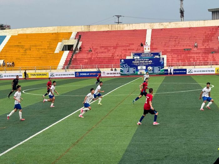 Giải bóng đá vô địch thành phố Hà Nội - Tranh Cúp Phù Đổng năm 2026 là hoạt động thể thao chào mừng Ngày Giải phóng Thủ đô (10-10). Ảnh: Ngân Hà