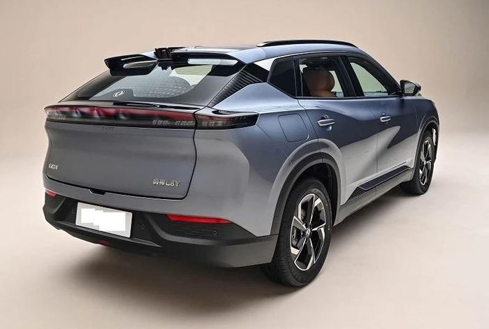 Phần đuôi của mẫu SUV cỡ C "chung mâm" với Mazda CX-5. Ảnh: Tổng hợp