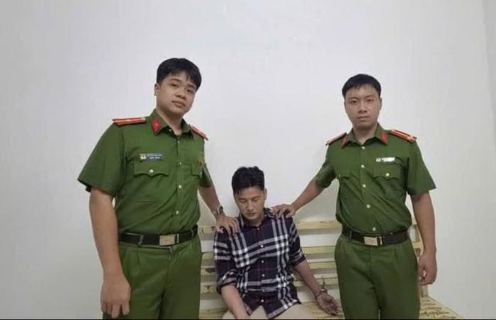 Đối tượng Phạm Mạnh Hà bị bắt giữ. Ảnh: CAHN