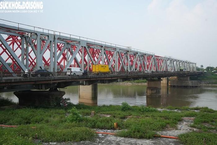 Khi hoàn thành, cầu Đuống mới sẽ thay thế cầu Đuống hiện hữu. Cầu Đuống là một trong hai cầu quay đầu tiên được xây dựng tại Việt Nam (hoàn thành năm 1902 cùng với cầu Tam Bạc). Cầu Đuống mới bao gồm cả cầu đường sắt và cầu đường bộ đều được nâng lên cao 9,5 m (so với hơn 2 m của cầu cũ) giúp tháo nút thắt của tuyến vận tải thuỷ, giúp tàu lớn qua lại dễ dàng.