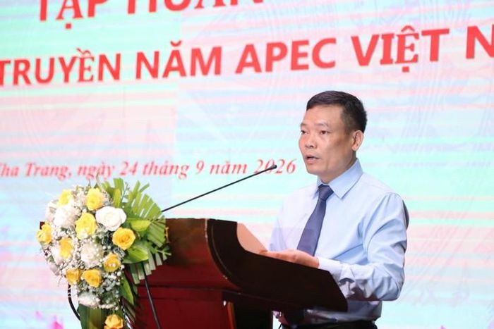 Ông Đặng Khắc Lợi, Phó Cục trưởng Cục Báo chí, phát biểu tại chương trình tập huấn. Ảnh: HL.
