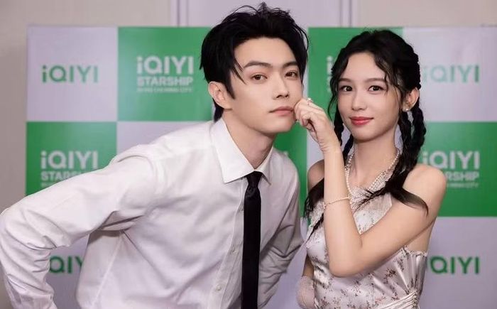 Hứa Khải và Châu Dã lần đầu đến Việt Nam gặp gỡ và giao lưu cùng khán giả