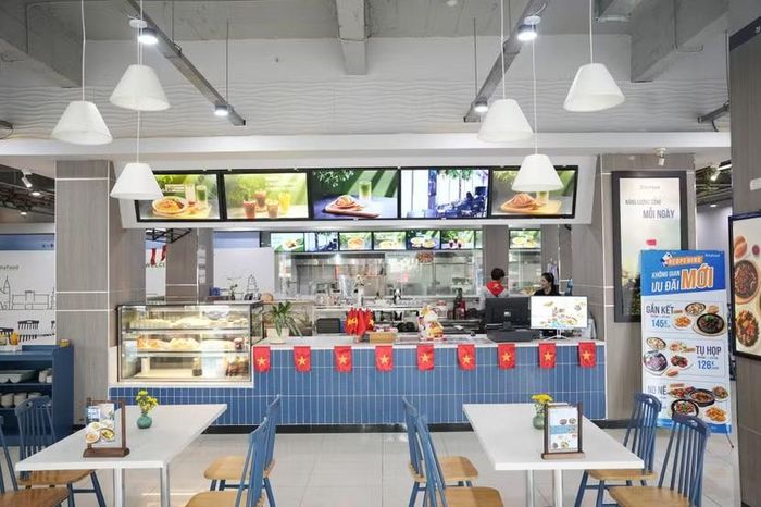 Khu ẩm thực City Food tại tầng 1 Trung tâm Chiếu phim Quốc gia
