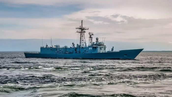 Nhưng theo nhận xét từ giới chuyên gia, Ukraine có thể sẽ từ chối món quà "hào phóng" này một lần nữa, xét đến tuổi đời của các tàu chiến và thực tế là 70% các bộ phận bên trong của chúng không thể thay thế được.