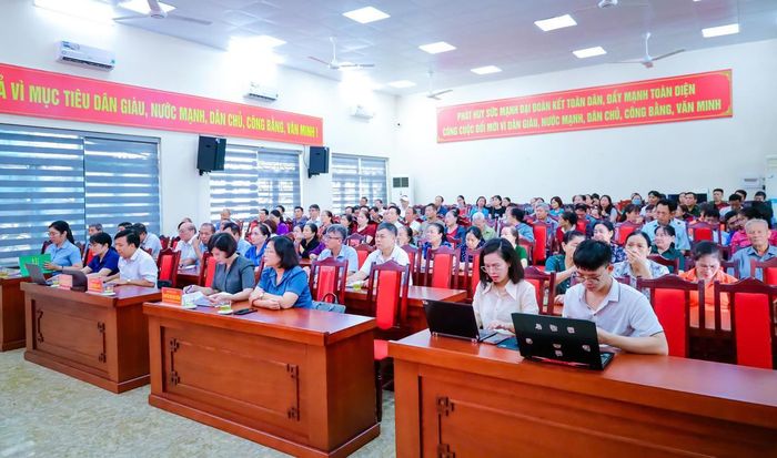 Ủy ban MTTQ Việt Nam TP Quảng Ninh tổ chức hội nghị tuyên truyền nâng cao năng lực chuyển đổi số cho đoàn viên, hội viên, cán bộ MTTQ và các đoàn thể tại cơ sở. Ảnh: Ngọc Anh.