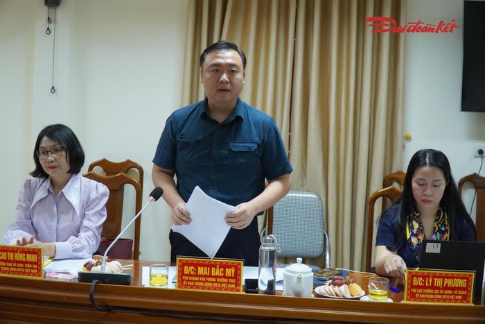 Ông Mai Bắc Mỹ, Phó Chánh Văn phòng Thường trực, Ủy ban Trung ương MTTQ Việt Nam trao đổi ý kiến xung quanh công tác chuyển đổi số. Ảnh: HN.