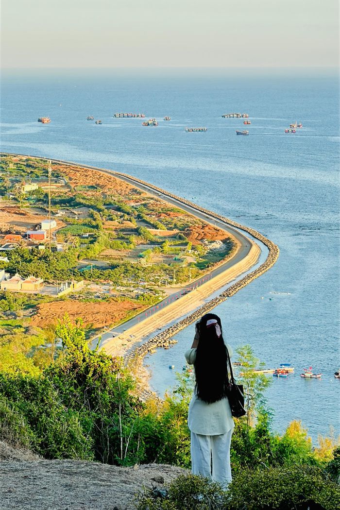 Tôi vừa làm việc, vừa trải nghiệm cuộc sống bản địa tại đảo Lý Sơn. 
