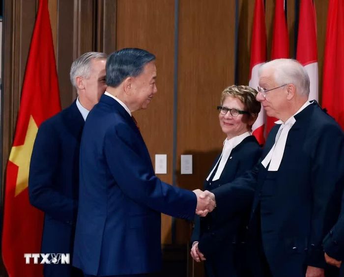  Tổng Bí thư, Chủ tịch nước Tô Lâm và Chủ tịch Hạ viện Canada Francis Searpaleggia. Ảnh: Thống Nhất/TTXVN. 
