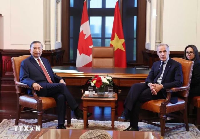  Tổng Bí thư, Chủ tịch nước Tô Lâm gặp hẹp Thủ tướng Canada Mark Carney. Ảnh: Thống Nhất/TTXVN. 
