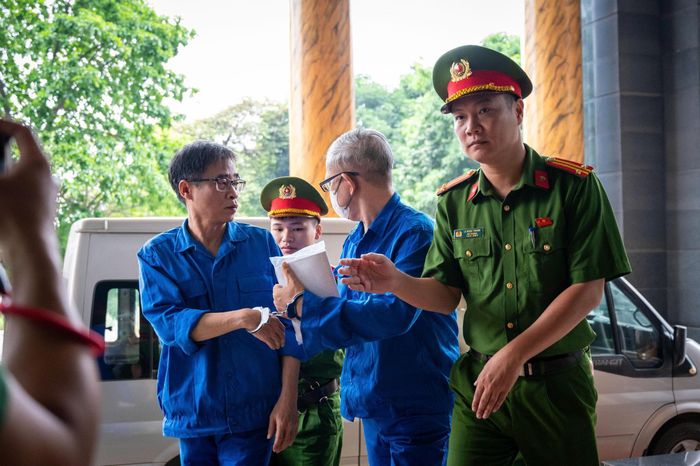  Theo bản án sơ thẩm, sai phạm xảy ra trong quá trình triển khai dự án đầu tư xây dựng Bệnh viện Bạch Mai và Bệnh viện Việt Đức cơ sở 2. 