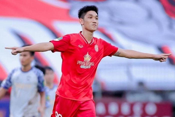  Trọng Đại giữ lửa với niềm đam mê bóng đá. 