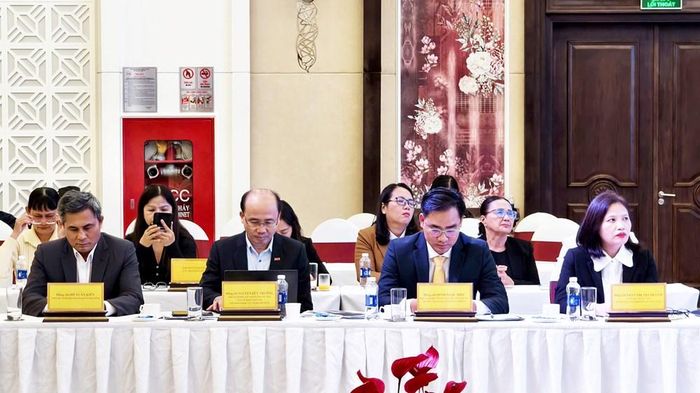 Đại biểu tham dự Diễn đàn