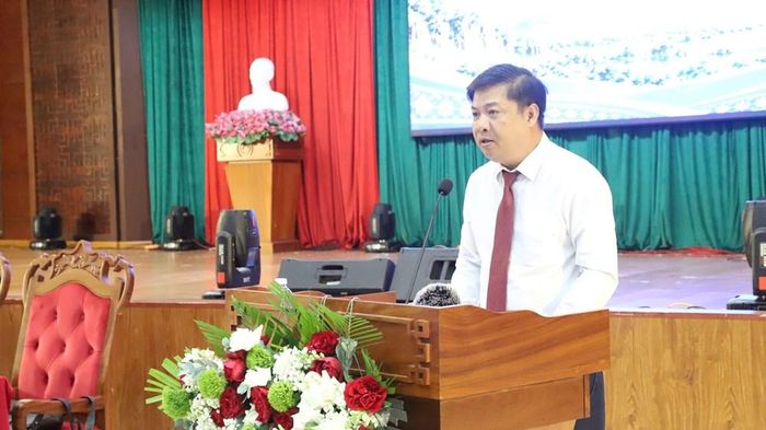 Bí thư Tỉnh ủy Đắk Lắk Lương Nguyễn Minh Triết ghi nhận, biểu dương những đóng góp của đội ngũ già làng, người có uy tín trong xây dựng và phát triển cộng đồng