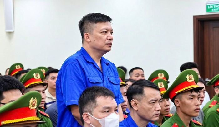 Bị cáo Hoàng Mạnh Hà tại toà.