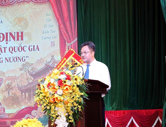 Ông Đỗ Văn Trường, Chủ tịch UBND xã Liêm Hà, phát biểu tại buổi lễ. Ảnh: Thanh Tuấn - TTXVN