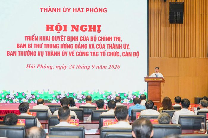 Đồng chí Bí thư Thành ủy Lê Ngọc Châu phát biểu tại Hội nghị.