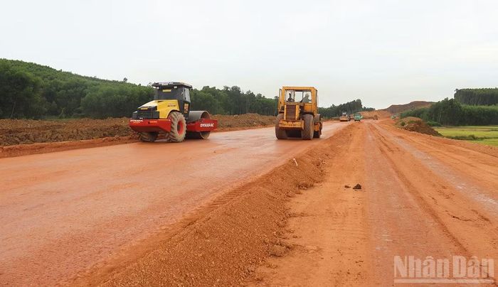 Hội đồng nhân dân tỉnh Quảng Ngãi giao Ủy ban nhân dân tỉnh Quảng Ngãi triển khai các giải pháp thực hiện hiệu quả kế hoạch đầu tư công trung hạn giai đoạn 2026-2030.