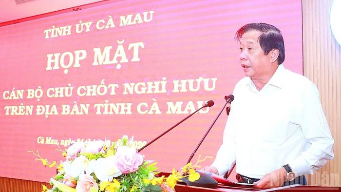 Đồng chí Bùi Văn Nghiêm, Phó Trưởng ban Nội chính Trung ương phát biểu tại buổi họp mặt. (Ảnh: HỮU TÙNG)