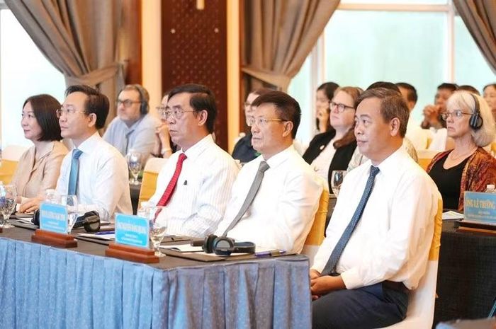 Các đại biểu tỉnh Quảng Trị tham dự tọa đàm. (Ảnh: TĐ)