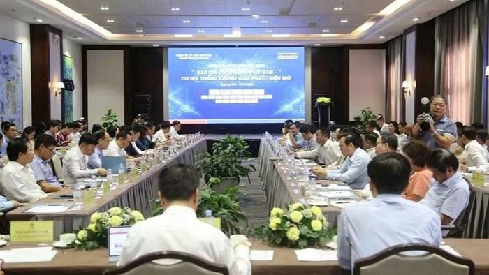 Các đại biểu tham dự Diễn đàn. (Ảnh: QUANG THỌ)
