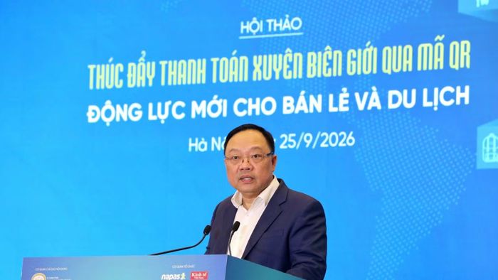 Vụ trưởng Vụ Thanh toán (Ngân hàng Nhà nước) Phạm Anh Tuấn phát biểu tại hội thảo. (Ảnh: Lan Anh)