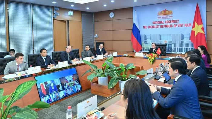 Phó Chủ tịch Quốc hội Nguyễn Khắc Định chủ trì cuộc họp. (Ảnh: QUANG KHÁNH)