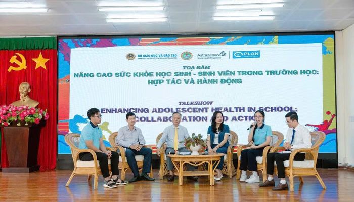 Trong khuôn khổ chương trình, diễn ra tọa đàm "Nâng cao sức khỏe học sinh-sinh viên trong trường học: Hợp tác và hành động". (Ảnh: Plan International Việt Nam cung cấp)
