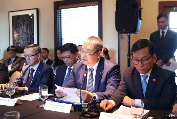 Các đại biểu tham dự Tọa đàm cấp cao doanh nghiệp Việt Nam-Canada. (Ảnh: TTXVN)
