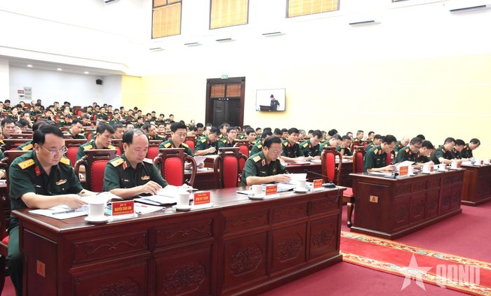  Các đại biểu dự hội nghị.
