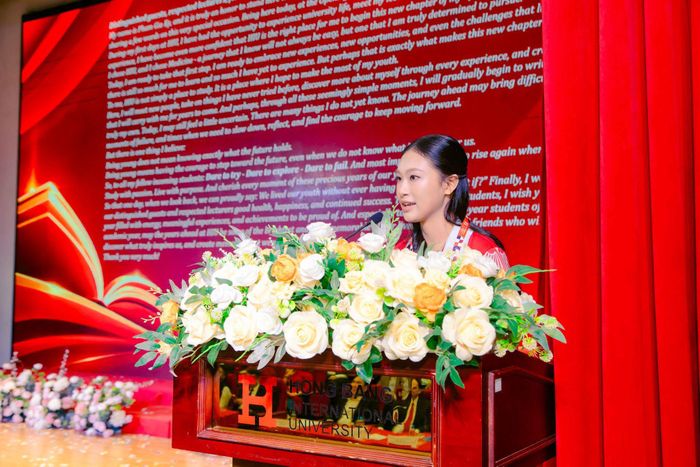  Đại diện tân sinh viên khóa 2026, Phạm Gia Kỳ - Thủ khoa đầu vào ngành Y khoa, chia sẻ về những kỳ vọng và hành trình phía trước tại HIU 