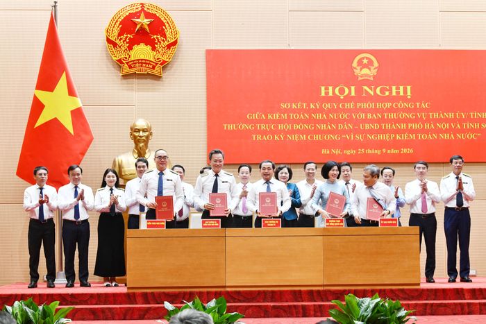  Kiểm toán Nhà nước ký kết quy chế phối hợp với Thường trực HĐND, UBND TP Hà Nội. Ảnh: CẨM HÀ 
