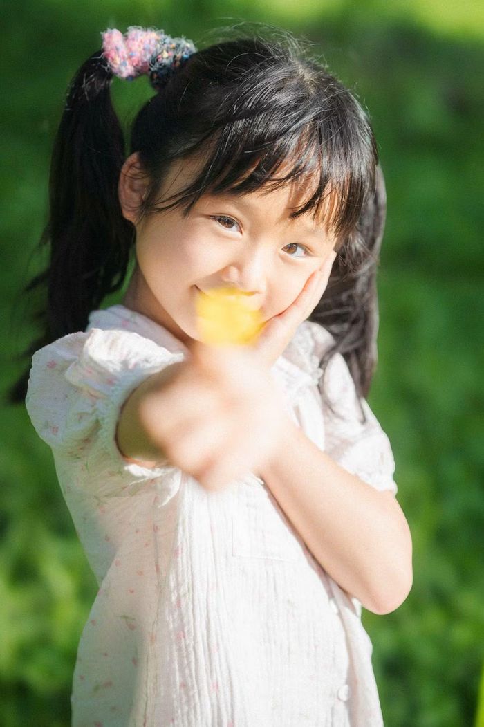 Gia Tuệ trải qua nhiều cảnh quay giữa bối cảnh thiên nhiên trong 17 ngày theo đoàn phim.