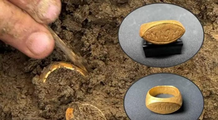 Hai nhẫn vàng 2.000 năm tuổi, một chiếc có khắc chữ Brahmi được phát hiện tại Thái Lan, hé lộ dấu tích giao lưu với Ấn Độ cổ đại. Ảnh: @Sohu.