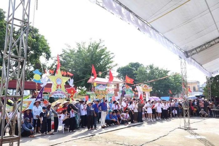 Chương trình tạo sân chơi bổ ích cho học sinh nhân dịp Tết Trung thu.