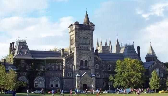 Trường Đại học Toronto Canada. Ảnh minh họa/internet.