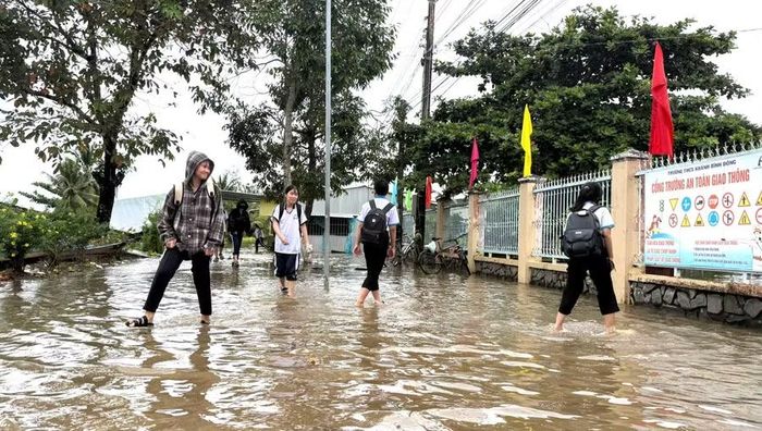 Dự báo sẽ xuất hiện đợt triều cường mới với cường độ mạnh trong vài ngày tới gây ngập nhiều khu vực.