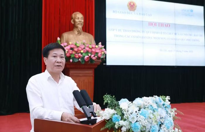 Phó Vụ trưởng Vụ Học sinh, sinh viên Nguyễn Nho Huy nêu bật sự cần thiết để ban hành dự thảo thông tư.