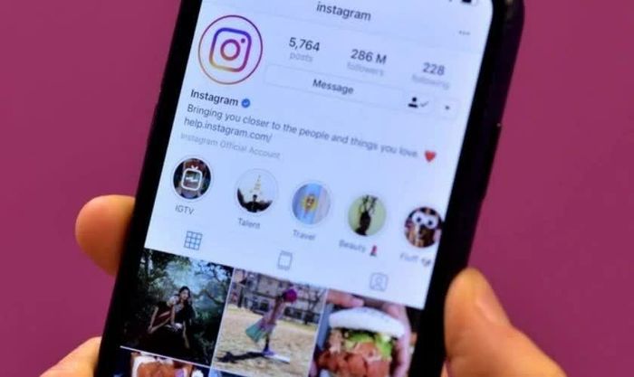 Hoàn thiện thông tin tài khoản Instagram.