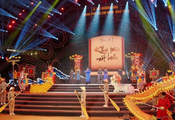 Một tiết mục trong chương trình nghệ thuật khai mạc Lễ hội. Ảnh: Hoàng Hùng