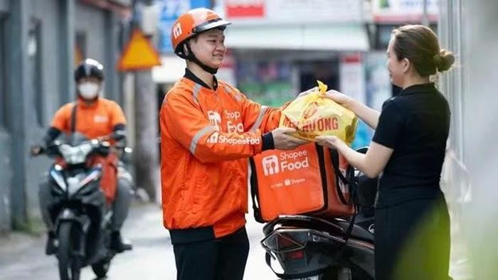 Các nền tảng cũng được đặt yêu cầu thiết lập kênh tiếp nhận, theo dõi và xử lý phản ánh, kiến nghị liên quan đến thực phẩm được kinh doanh trên nền tảng. Ảnh: Shopee Food