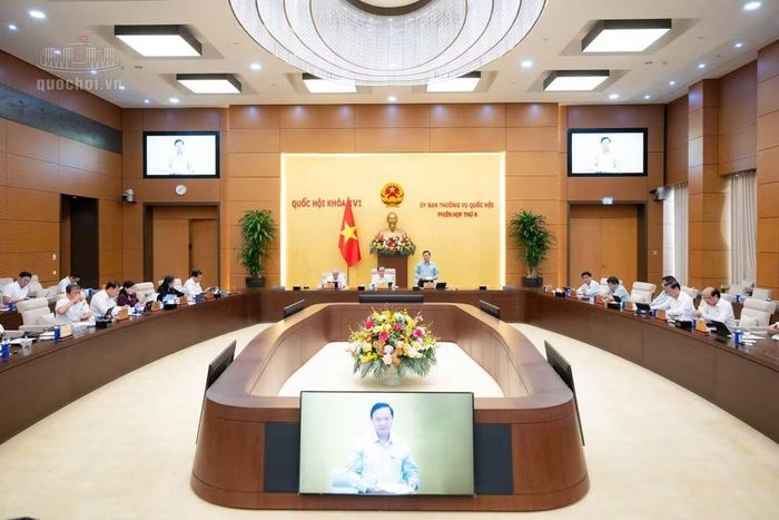 Quang cảnh phiên họp (ảnh QH).