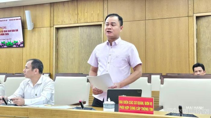 Ông Nguyễn Phong Doanh - Chủ tịch UBND phường Kiến An cung cấp thông tin tại Hội nghị.