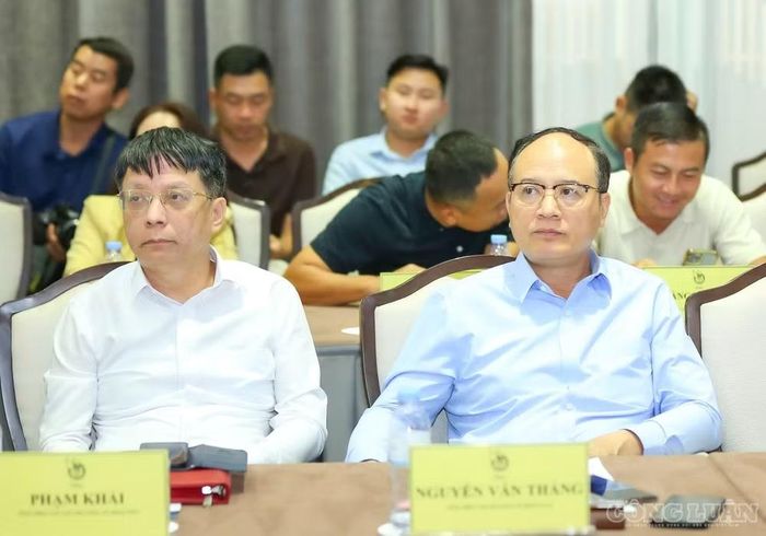 Những vấn đề về nguồn lực, bản quyền, nhân lực và liên kết giữa các cơ quan báo chí được đặt ra từ thực tiễn hoạt động của các tòa soạn.