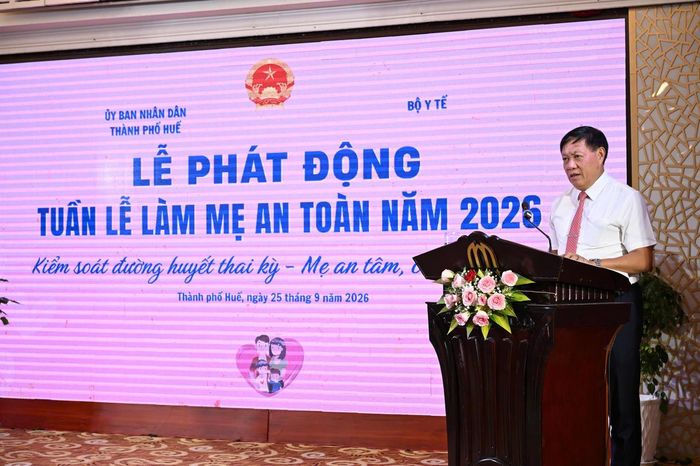Thứ trưởng Bộ Y tế Đỗ Xuân Tuyên phát biểu tại Lễ phát động Tuần lễ Làm mẹ an toàn ngày 25/9/2026.