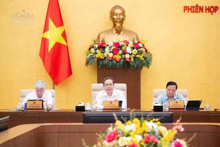  Chủ tịch Quốc hội và các Phó Chủ tịch Quốc hội tại phiên họp. Ảnh: QH. 